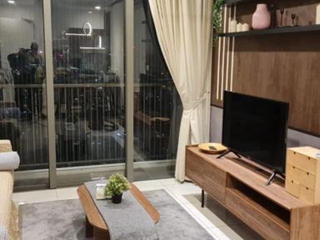 Kenwingston Platz Full Furnished Facing KLCC view