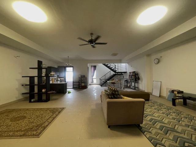 Ken Rimba Seksyen16 25 Storey Villa For Sell