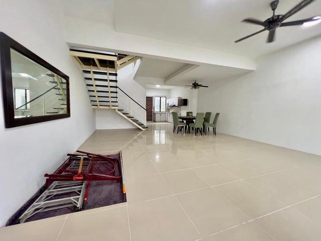 KEN RIMBA SHAH ALAM REPAINTED LIKE NEW Double Storey FOR SALE
