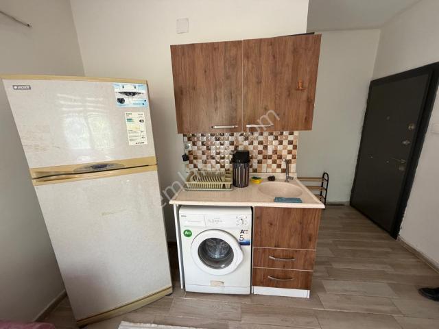 Kenan Evren Zeki Usta Kebap Arkası 1+0 Eşyalı Geniş Kiralık Daire