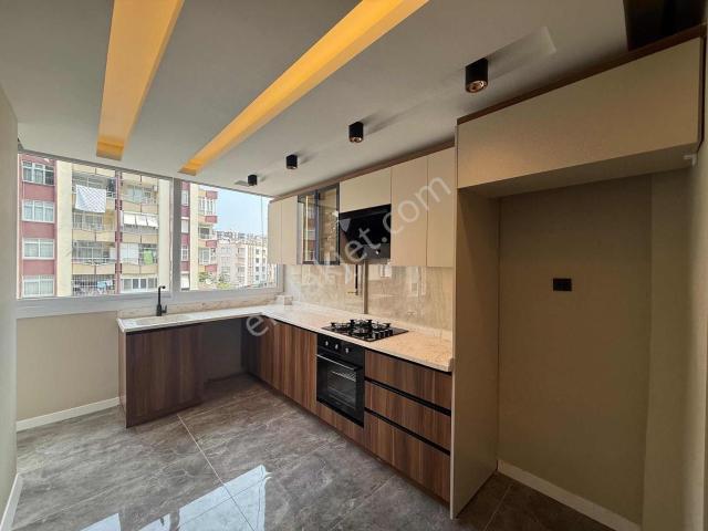 Kenan Evren Blv 3+1 Full Yapılı Az Katlı Kaçmaz Daire