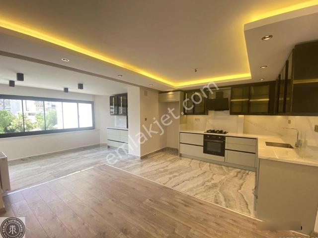 Kenan Evren Blv Manzaralı 4+1 M.sığmaz Mh Vip Lüks Satılık Daire