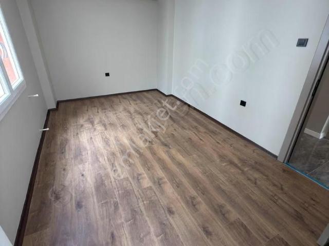 Kenan Evrende Full Yapılı İskanlı Az Katlı 3+1 Satılık Daire