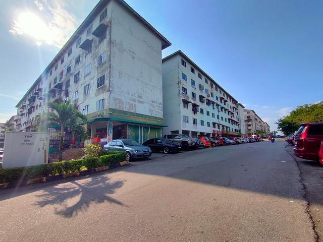 Kenanga Apartment Renovated Low Floor Unit