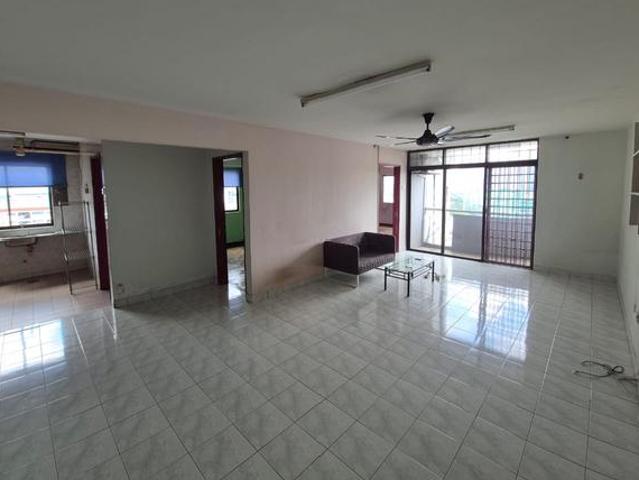Kenanga Point Condo Corner Lot Basic Unit Freehold