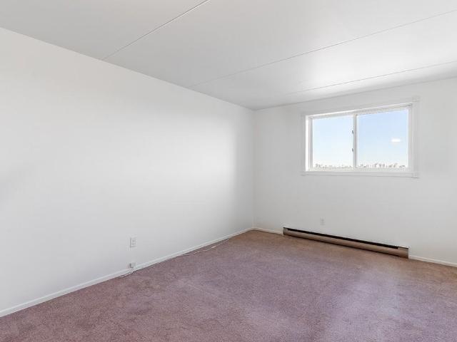 Kenbur Gardens 2 Bedroom Apartment for Rent at 329 St Anne'S Rd, Winnipeg, MB R2M 3B2 Alpine Place