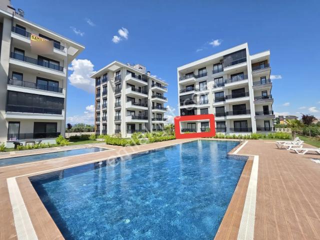 Kendi Bahçesi Var 1+1 / Doğalgazlı / Havuz Manzaralı /