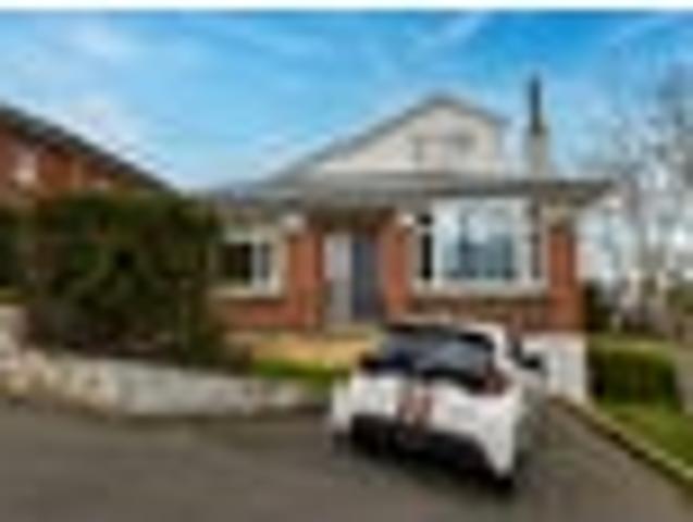 Kenmure, 3 bedrooms, $620 pw