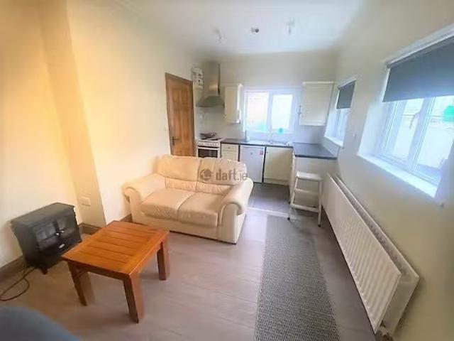 Kennedy Gardens, Castlebar, Co. Mayo is for rent
