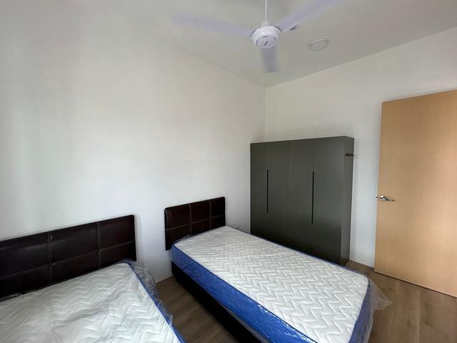 Kenny Hill Residence Studio Unit For Rent Facing Swimburne