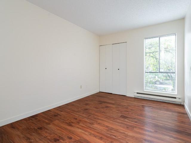 Kensington Apartments Studio Apartment for Rent at 425 11th Ave E, Vancouver, BC V5T 4K8 Mt. Pleasant