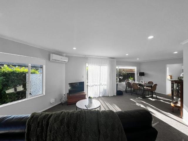 Kensington Drive, Taradale