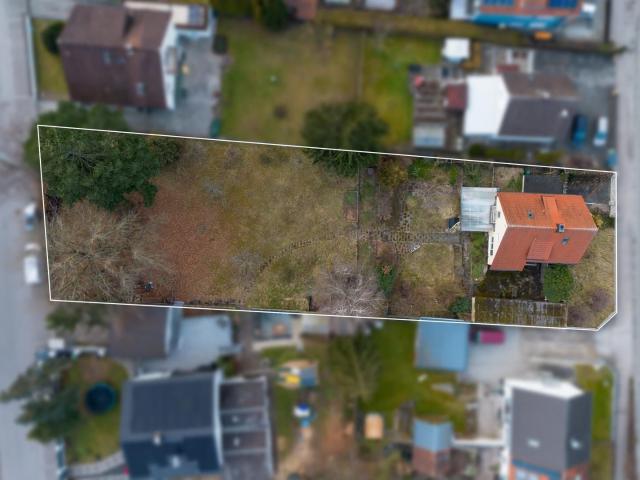 KENSINGTON Exklusiv Großes Grundstück mit Einfamilienhaus und Potenzial für MFH, DHH u. v. m.!
