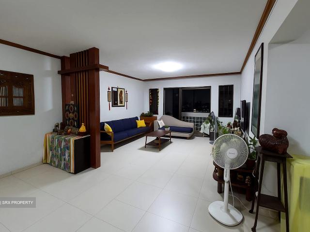 Kensington Park Condominium D19, Condominium