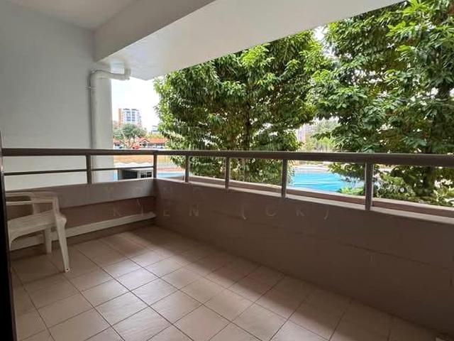 Kensington Park Condominium D19, Condominium