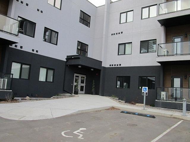 Kensington 1 Bed Condo With Underground Parking