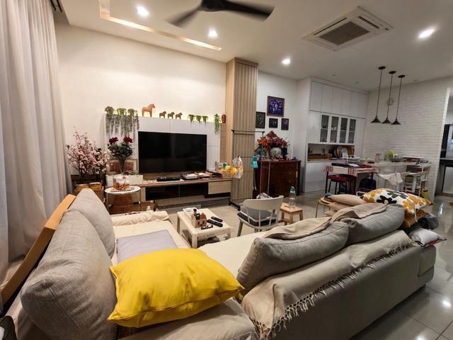Kensington 2275 Bandar Indahpura Kulai Double Storey Terrace House