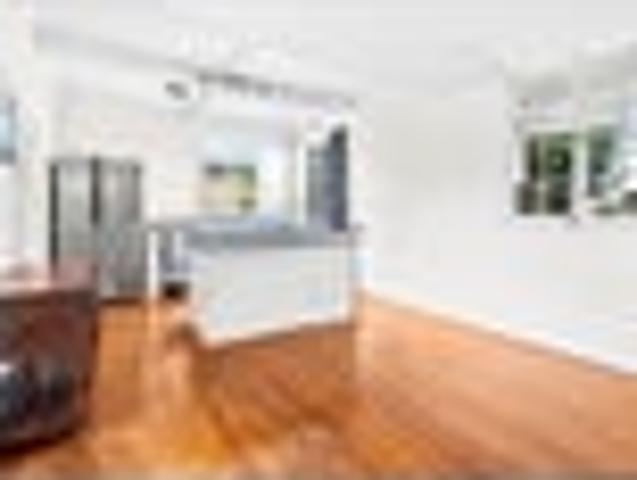 Kensington, 5 bedrooms, $790 pw