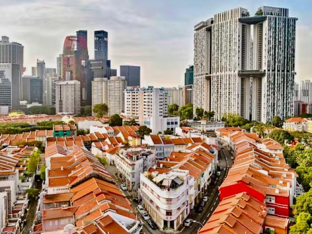Keong siak Food & Beverage For Rent, $38,0003,700 sqft $10.27 psf