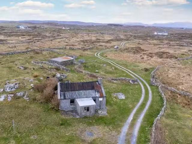 Keerhaun South, Dunloughan Road, Ballyconneely, Co. Galway, H7.