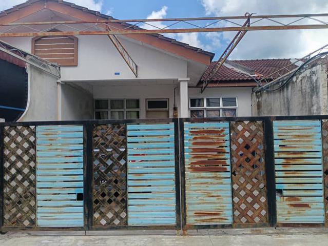 Keluasan 1400sqft Rumah Teres di Zon Kemboja Bandar Amanjaya Sungai