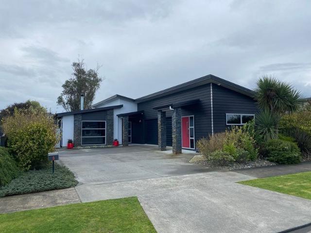 kelvin grove, 5 bedrooms