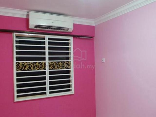 Kelana Jaya Pangsapuri SS 8 Near Paradigm Mall Sunway Pyramid Sale