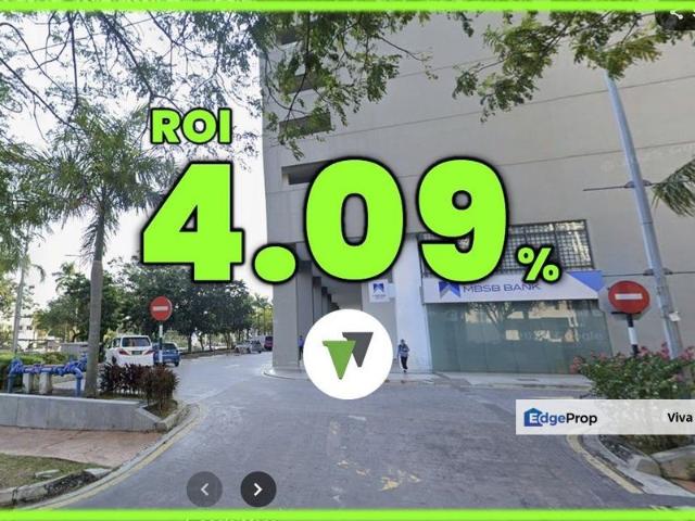 Kelana Jaya, Petaling Jaya ⭐ 2sty Freehold ⭐ Corner ⭐ Collected RM16k /Month ⭐ Main Road Frontage