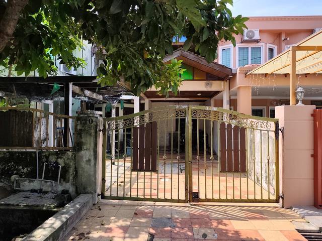 SS5C1 Kelana Jaya Double Storey Terrace House