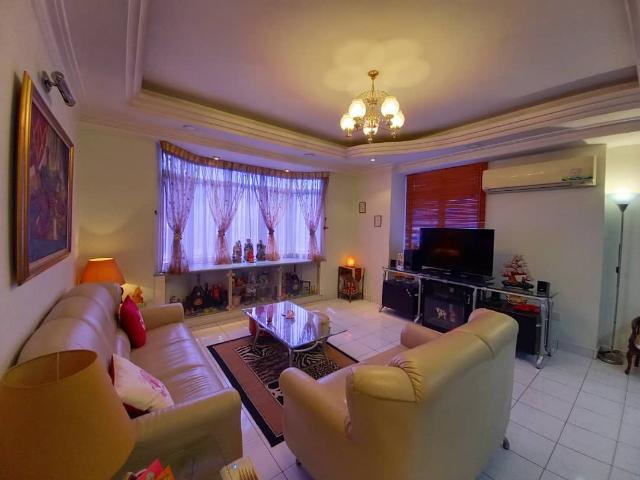 kelana puteri, condominium