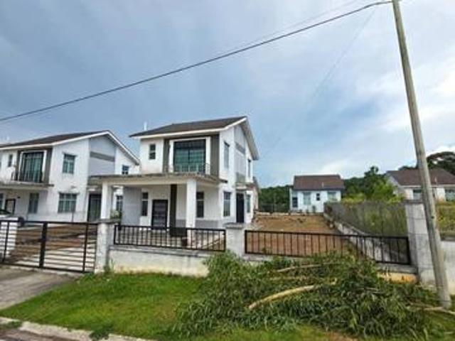 Kelapa Sawit 26 Scientex Impian Bungalow Unit For Sale