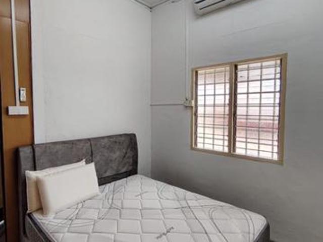 Kelapa SawitSingle Storey SemiD Fully furnished Rent Jessy