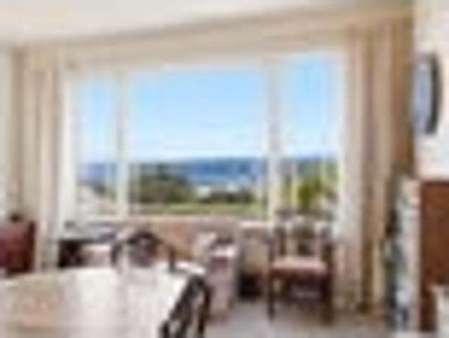Kelburn, 4 bedrooms, $1350 pw