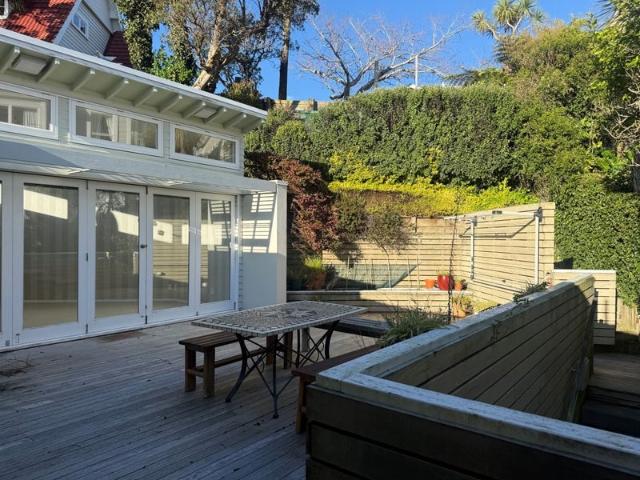 Kelburn, 5 bedrooms