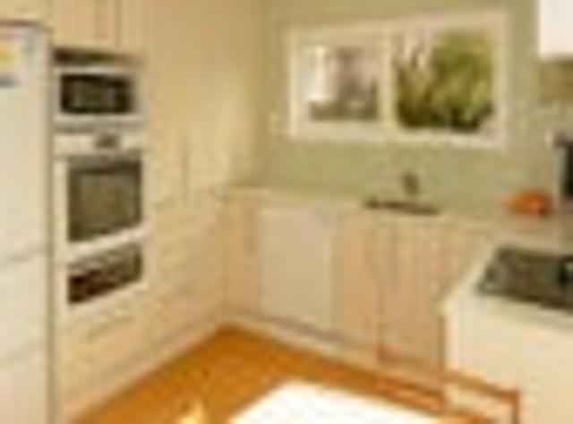 Kelburn, 5 bedrooms, $1400 pw