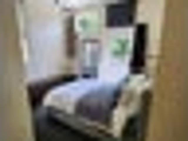 Kelburn, 5 bedrooms, $200 pw