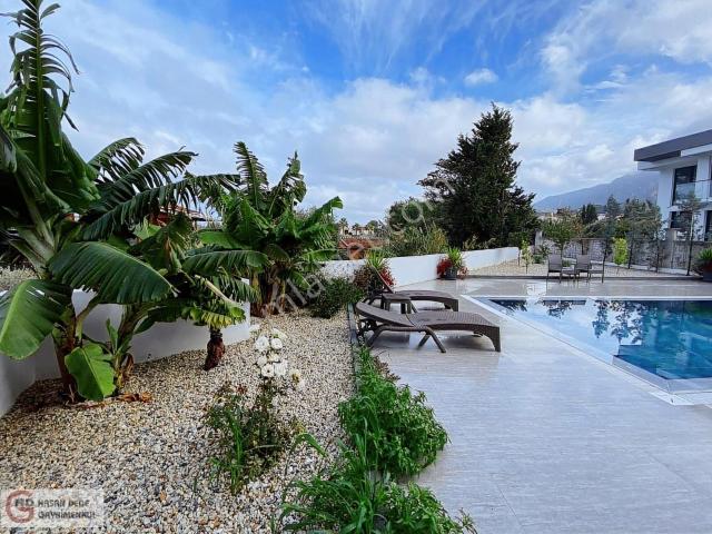Kelepir Kktc Girne Alsancak'ta 565m2 Arsada Havuzlu Villa