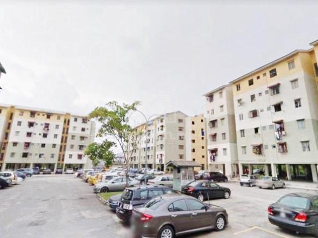 Kelompok Camar Apartment Bandar Sultan Sulaiman Klang level 4