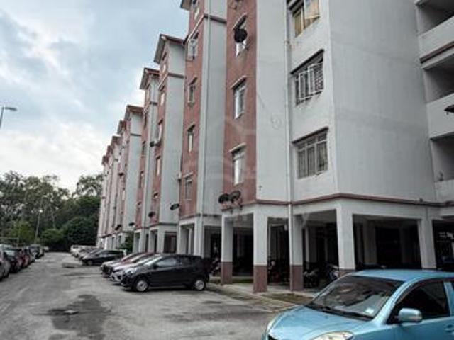 Kelompok Merpati Bangi Block b tingkat 3