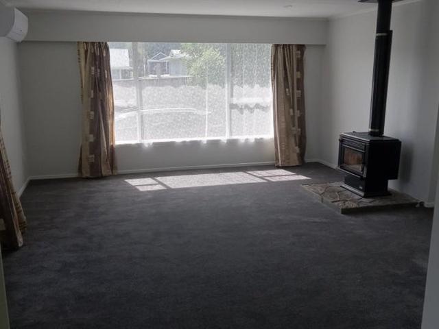 kelson, 2 bedrooms