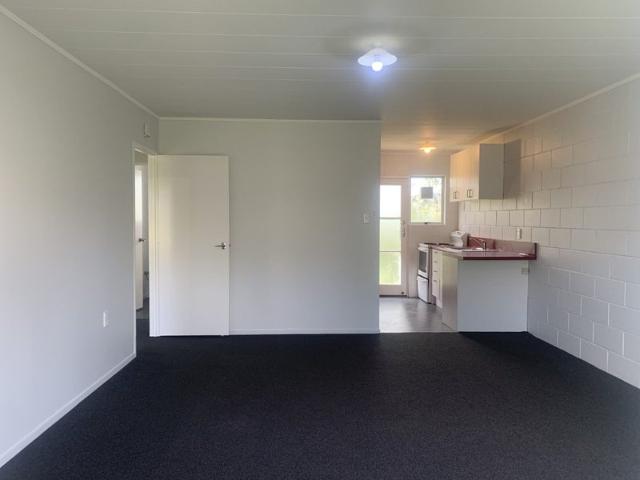 kelston, 2 bedrooms