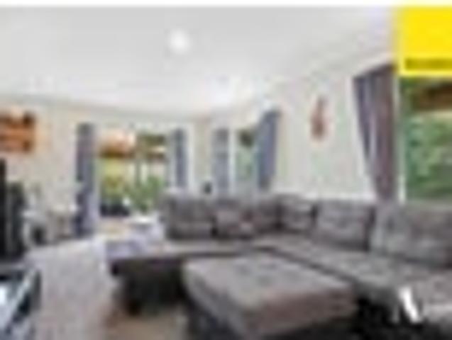 Kelston, 2 bedrooms, $560 pw