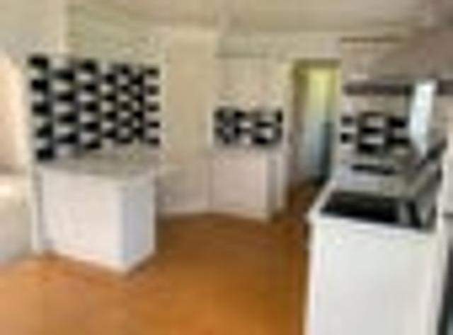 Kelston, 3 bedrooms, $585 pw