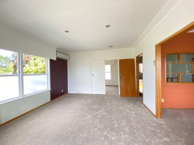 kelston, 3 bedrooms
