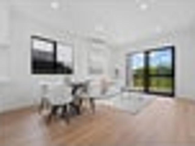 Kelston, 3 bedrooms, $650 pw