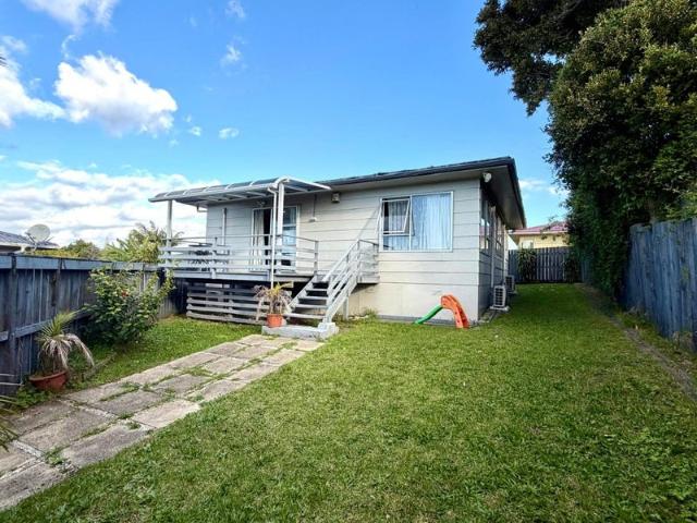 kelston, 3 bedrooms