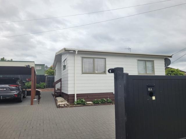 kelston, 3 bedrooms