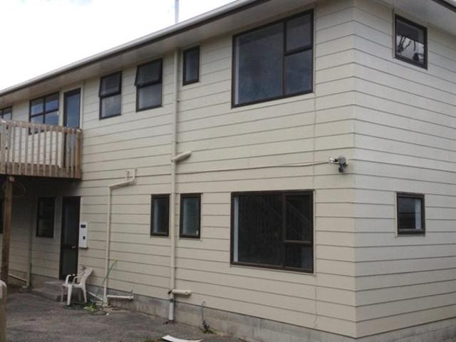 Kelston, 4 bedrooms