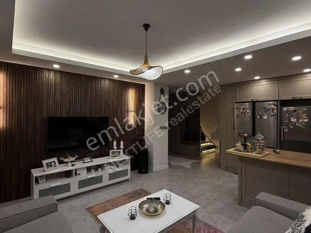 Kepez Yeşilyurt 4+1 240 M2 Dublex Daire