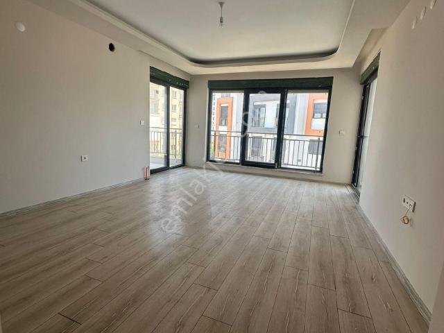 Kepez Çankaya Mah Site İçinde Sıfır 3+1 Satılık Daire